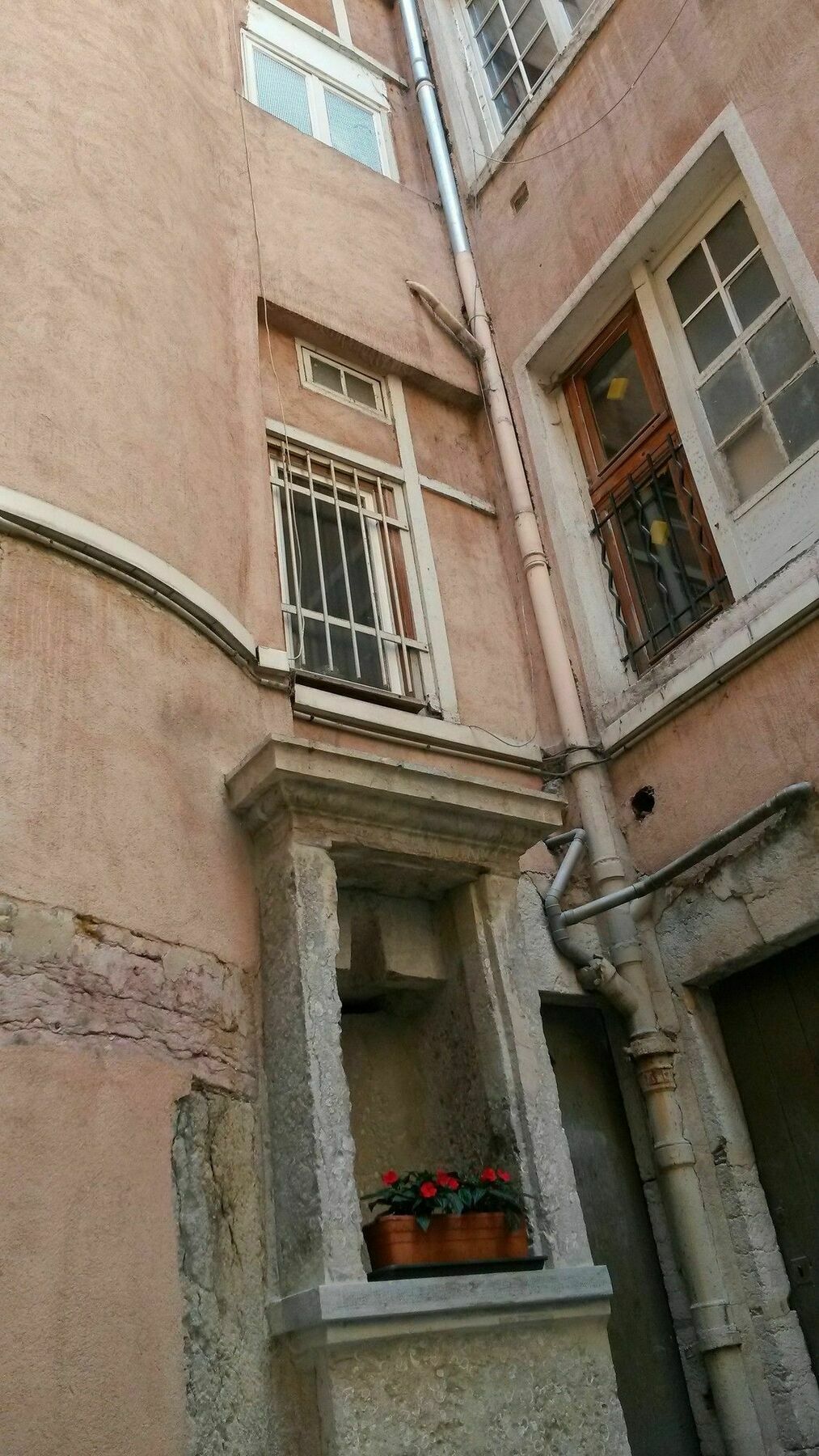 Appartement La Nuit Saint Georges à Lyon Extérieur photo